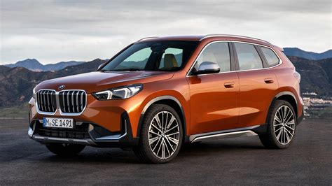 2023 Bmw X1 Adds New Looks Big Screens For Small Suv The Drive