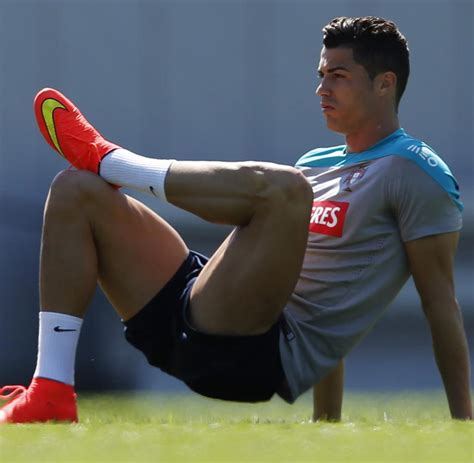 Wm 2014 Cristiano Ronaldo Ist Ins Training Zurückgekehrt Welt