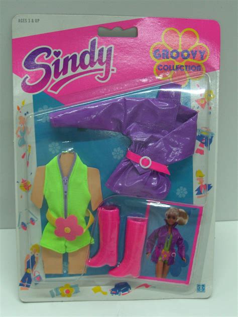 Vintage Sindy 1991 Groovy Collection Moc Dress Clothes Hasbro 2999999