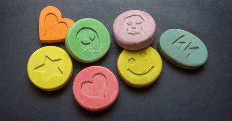 Feb 12, 2019 · hair: How Long Does Ecstasy Stay in Your System? | USA Mobile ...