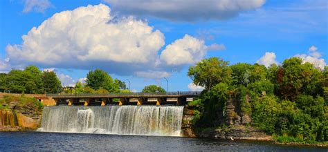 Rideau Falls Are 2 Waterfalls Located In Ottawa Stock Image Image Of