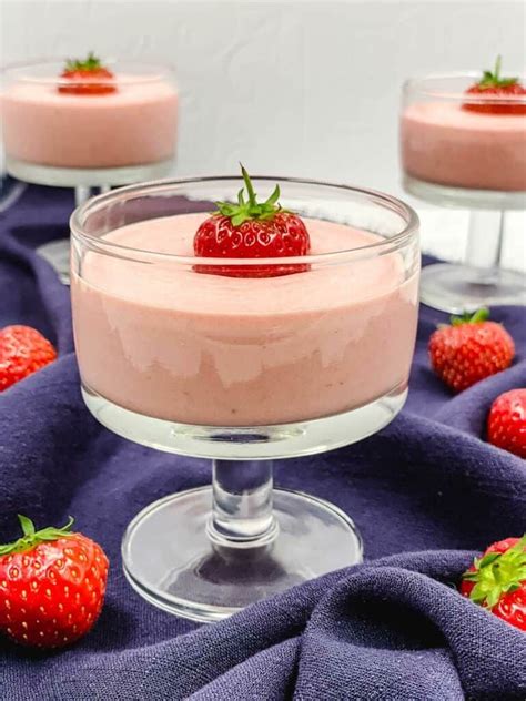 Best Strawberry Mousse Recipe The Perfect Fresh Strawberry Dessert Strawberry Mousse Recipe
