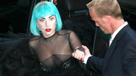 Lady Gaga Has Wardrobe Malfunction Flashes Fashion Crowd Fox News