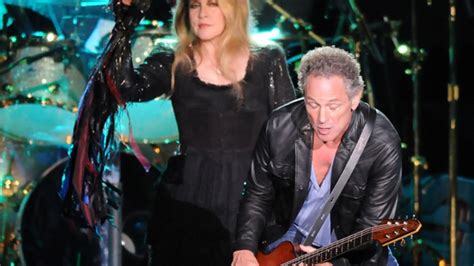 Q A Stevie Nicks And Lindsey Buckingham Reveal Lingering Tensions In
