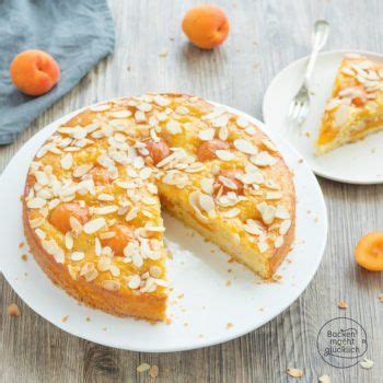 Dann aus der form lösen und auf einem kuchenrost erkalten lassen. Einfacher, saftiger Aprikosenkuchen | Backen macht ...