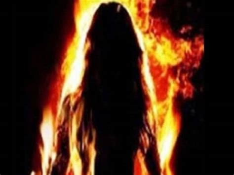 hyderabad women s charred body found in shamshabad