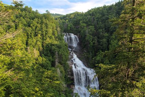 Meanderthals Whitewater Falls Nantahala National Forest And Bearwallow