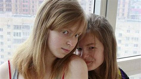 Rusia Modelo De Desnudos Fue Acuchillada 140 Veces Por Su Hermana Fotos Y Videos Actualidad