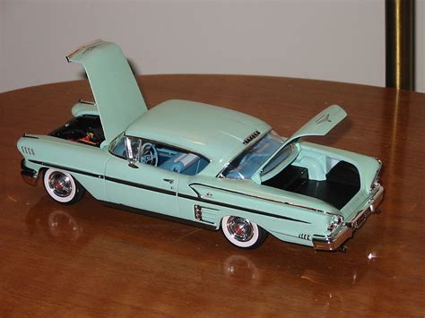 1958 Chevy Impala Plastic Model Car Kit 125 Scale 931