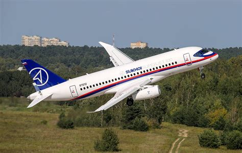 Rússia Desenvolve Versão Nacionalizada Do Sukhoi Superjet 100