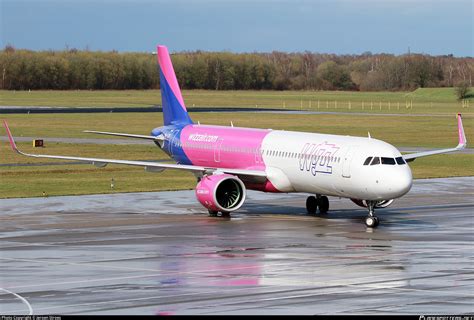 Ha Lzo Wizz Air Airbus A321 271nx Photo By Jeroen Stroes Id 1413995