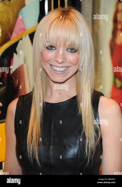 Liz Mcclarnon Arrives For The Uk Premiere Of Confessions Of A Shopaholic At The Empire
