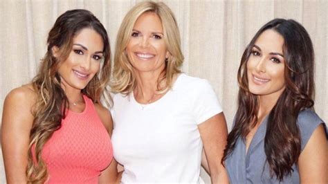 Nikki And Brie Bella Confirm That Their Mom Must Undergo Brain Surgery Al Bawaba