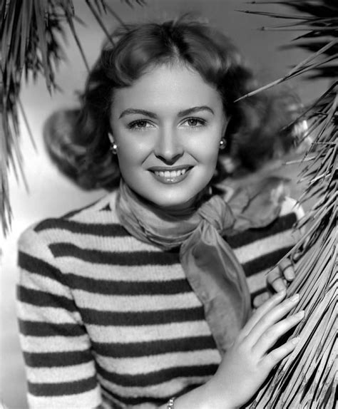 Donna Reed Ca 1947 In 2019 Inspired Donna Reed The Donna Reed