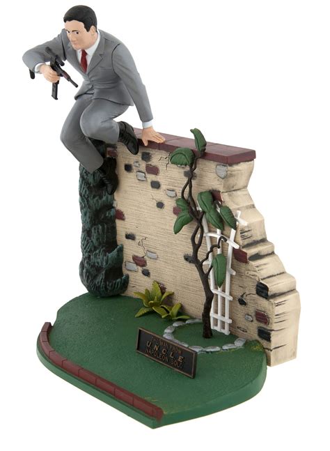 Hake's - AURORA "THE MAN FROM U.N.C.L.E. NAPOLEON SOLO & ILLYA KURYAKIN