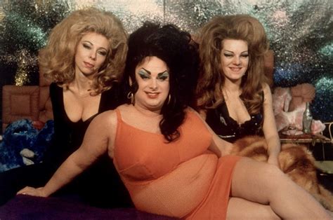 Susan Walsh As Chicklette Divine As Dawn Davenport And Cookie