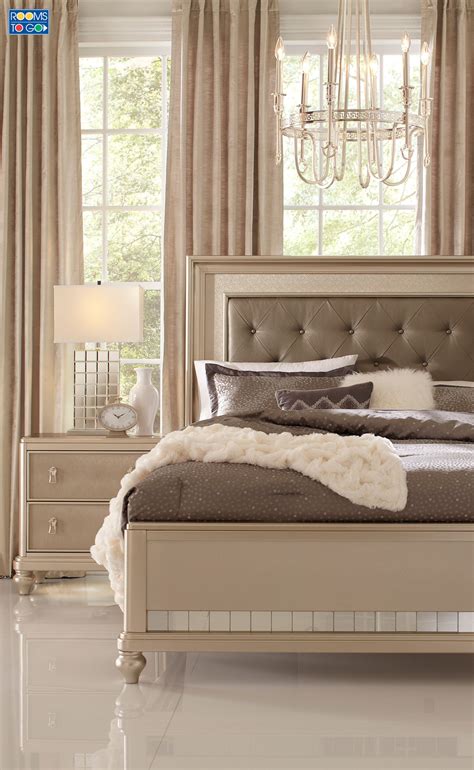 Dream home interiors features a great selection of sofas, sectionals, recliners, chairs, leather furniture, custom upholstery, beds, mattresses, dressers, nightstands, dining sets, kitchen. Sofia Vergara Paris Silver 5 Pc Queen Bedroom | Luxury ...
