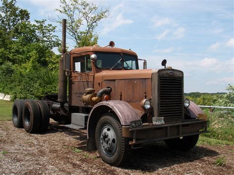 1960 Peterbilt 281 From The Movie Duel At Museum Of Transportation