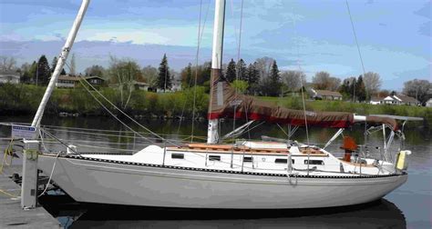 10 Best Sailboats To Live On (2022) (2022)