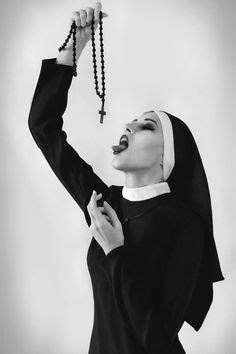 X Ideas Hot Nun Nun Costume Dark Beauty