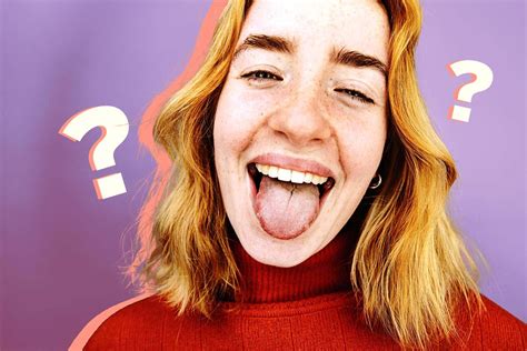 Descargar Fondos De Chicasacando La Lengua Signo De Interrogación