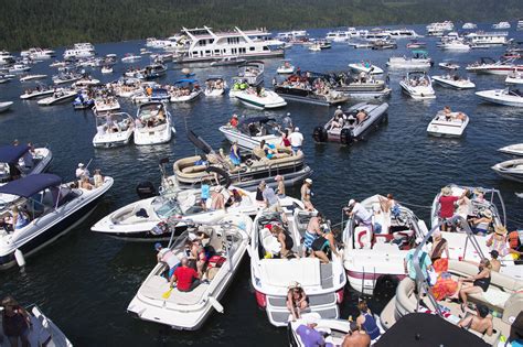 Maybe you would like to learn more about one of these? Sicamous: This is Canada's houseboat capital - Salmon Arm ...