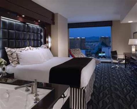 Las vegas strip, las vegas, nevada, united states of america. Elara/Planet Hollywood 4 Bedroom Suite - Hotels for Rent ...