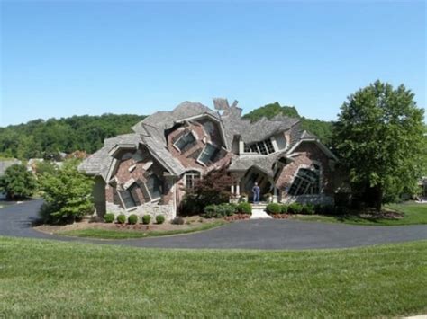 Weird Homes We All Wish We Lived In