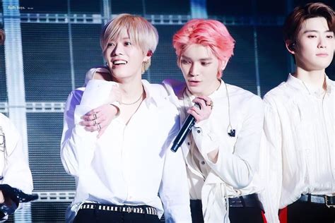 Nct S Taeyong And Yuta Share What Goes Through Their Minds While On Stage Koreaboo