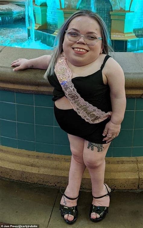 Three Foot Tall Woman With Rare Form Of Dwarfism Working As Fashion Model And Looking For