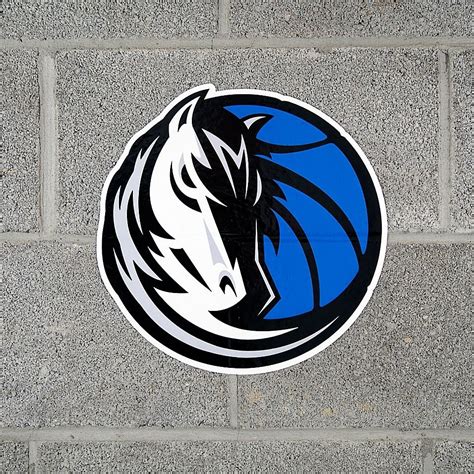 Nba Dallas Mavericks Logo Small Outdoor Decal Multi In 2021 Mavericks