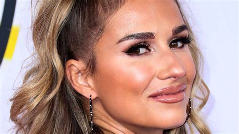 Jessie James Decker In Plunging Dance Costume Feels Like A Country