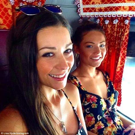 Bachelor In Paradise S Lisa Hyde Dishes On Sam Frost Friendship Daily