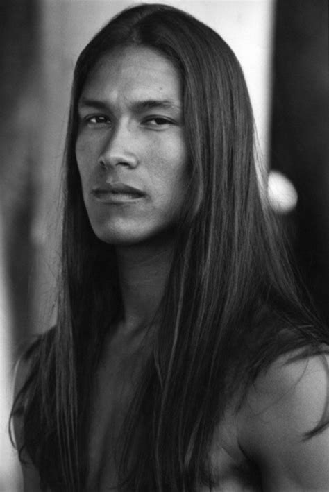 Coupe de cheveux asiatique homme coupe de cheveux asiatique homme. Cheveux long homme: exemples et astuces pour se pousser les cheveux longs - Archzine.fr