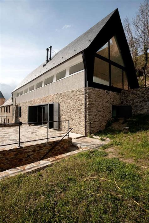 Vernacular Dry Stone House At The Pyrenees By Studio Cadaval And Solà Morales