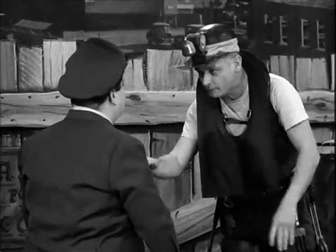 The Honeymooners Episode 14 The Man From Space Video Dailymotion