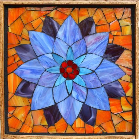 Workshops And Classes Mosaic Art Mosaic Flowers Stained Glass Mosaic