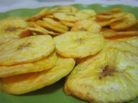 Malaysian fried banana fritters, or pisang goreng, are a favorite teatime snack. Pranitha's Paradise - Recipes for food lovers -Try it you ...