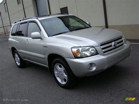 2005 Millenium Silver Metallic Toyota Highlander Limited 4wd 52040079