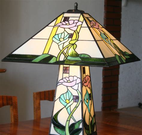 Very Large Art Nouveau Tiffany Stained Glass Lamp Flora
