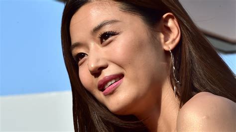 Jun ji hyun has starred in a number of popular tv shows and films over the last few years. 11 Times Jun Ji Hyun, Star Of 'My Love From Another Star ...