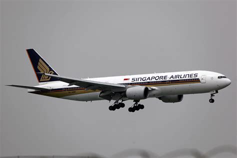 Singapore Airlines Fleet Boeing 777 200 Details And Pictures