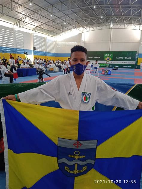 itajaienses conquistam medalhas em campeonato brasileiro de karatê esportesc