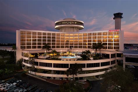 Marriott Tampa Airport Marry Me Tampa Bay Wedding Blog And Planning Site