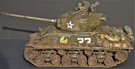 Us Medium Tank M4a3e8 Sherman Easy Eight Plastic Model Military