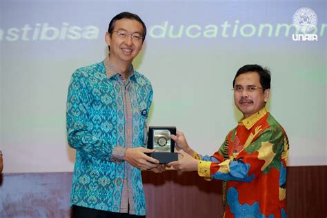 Bca Berbagi Ilmu Hadir Di Unair Universitas Airlangga Official Website