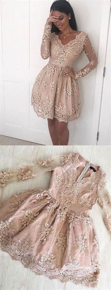 Long Sleeve Homecoming Dresses V Neck A Line Lace Short Prom Dress