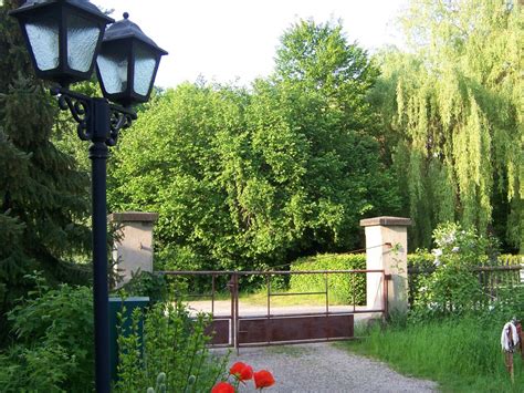 Dass fließendes wasser in unseren räumlichkeiten zu einem entspannten ambiente beiträgt, ist keine neuheit. Ferienwohnungen "Garten am Wasser" Ferienwohnung Dresden ...