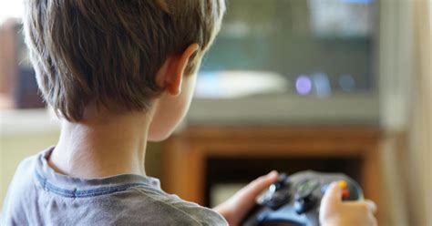 Vrutal Un Estudio Afirma Que Los Niños Que Juegan A Videojuegos Son