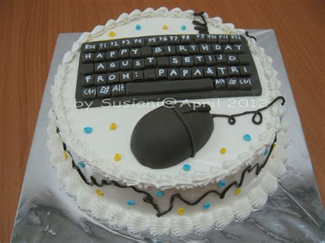 Check spelling or type a new query. Susi Cakery: Computer Cake, April 2012